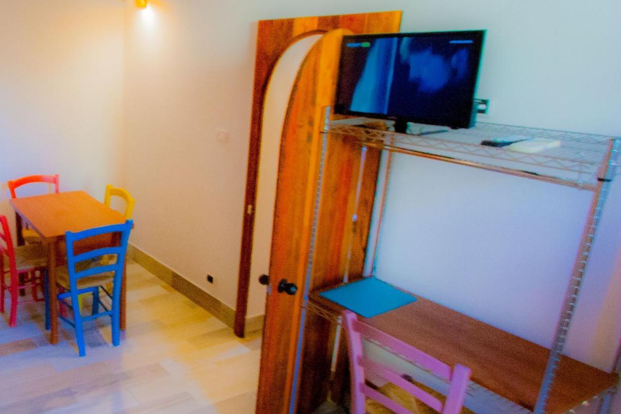 "Sea & Center" Free Beach, Wifi, Mini Pool, Roof Terrace, Ladispoli, Rome Екстер'єр фото